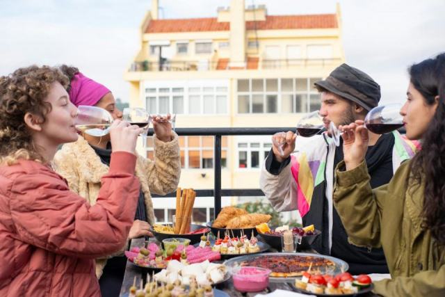 Terrasse apéro à Montpellier : les vins naturels de la Cantine en plein air