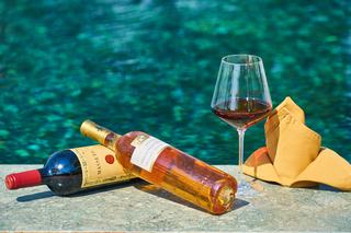 Vin rosé naturel, du pressurage au verre : le guide du caviste